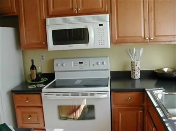 4332 Greenholme Dr APT 26, Sacramento, CA 95842