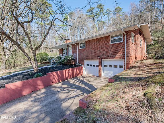 2nd image of 4108 Cruze Rd