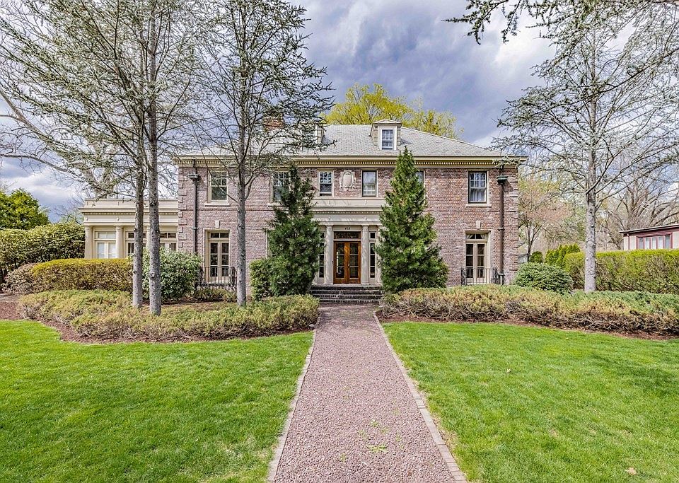 418 Longhill St, Springfield, MA 01108 Zillow