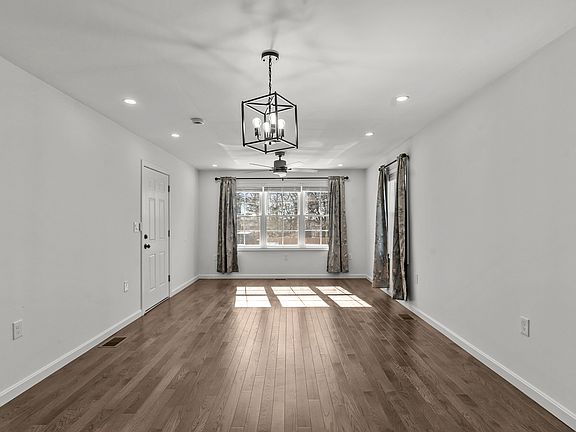 5th image of 125 W Park St #2