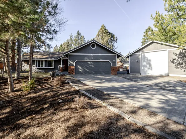 60625 Newcastle Dr, Bend, OR 97702