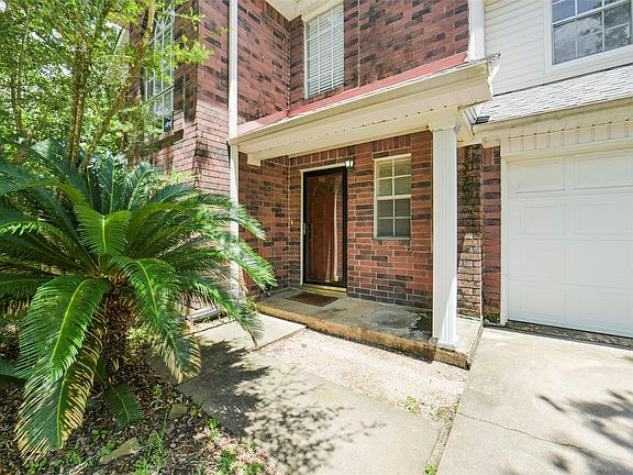 3rd image of 21262 Park Bluff Dr