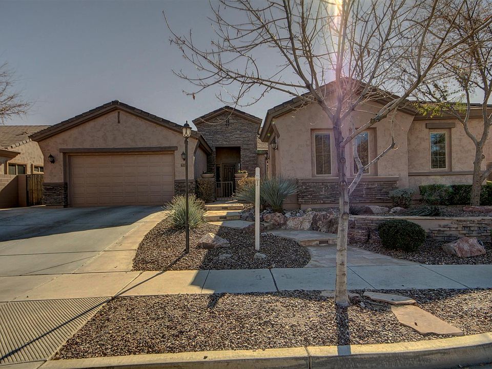 1st image of 2027 E Powell Pl