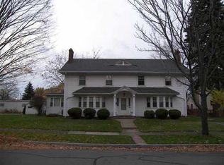 16 Quentin Rd, Rochester, NY 14609