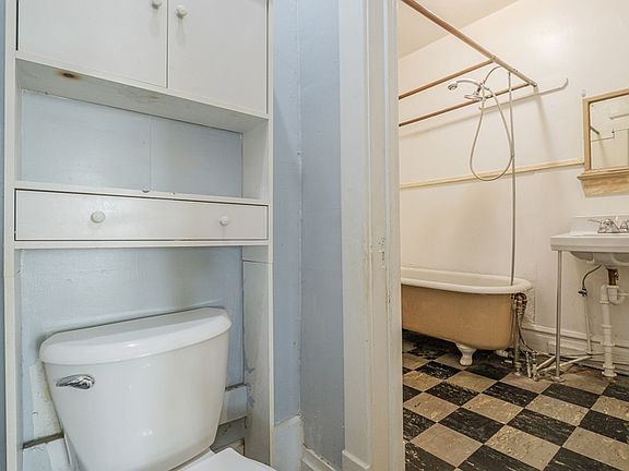 5th image of 1060 Grand Ave #6