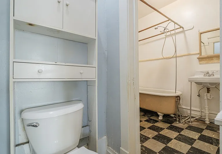 1060 Grand Ave #6 — Photo 5