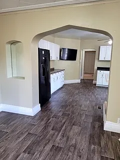 289 Charles Ave #1 — Photo 10