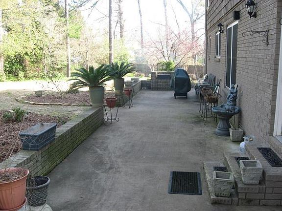 2nd image of 1108 Princess Ct