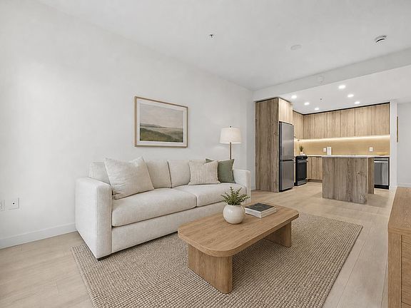 3rd image of 3596 Malsum Dr #303