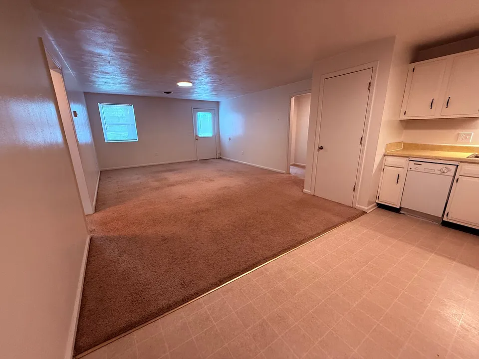 1407 Toms Creek Rd #15