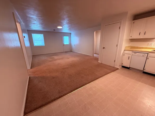 1407 Toms Creek Rd, Blacksburg, VA