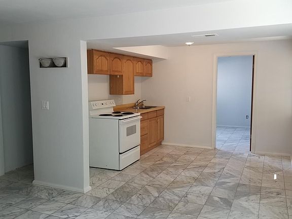 5th image of 21210 Poplar Way #1