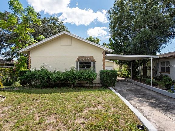 5th image of 2921 E Columbus Dr