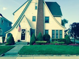 89 Capitolian Blvd, Rockville Centre, NY 11570
