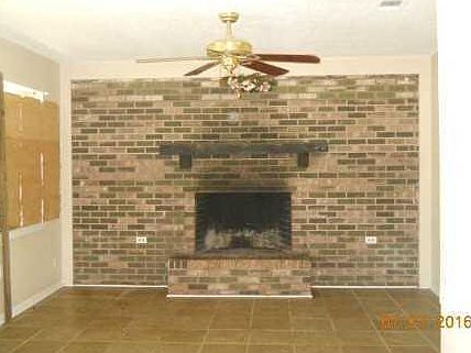 2nd image of 2601 W David Dr