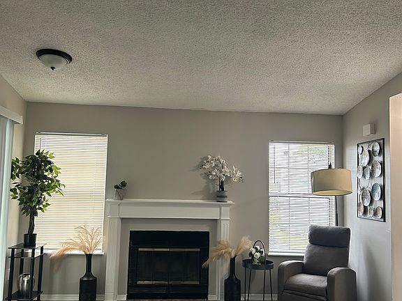 2nd image of 643 Crows Nest Ct