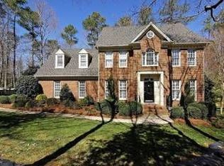 5245 Lake Edge Dr, Holly Springs, NC 27540