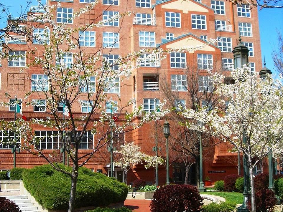 1st image of 250 President St Unit 402