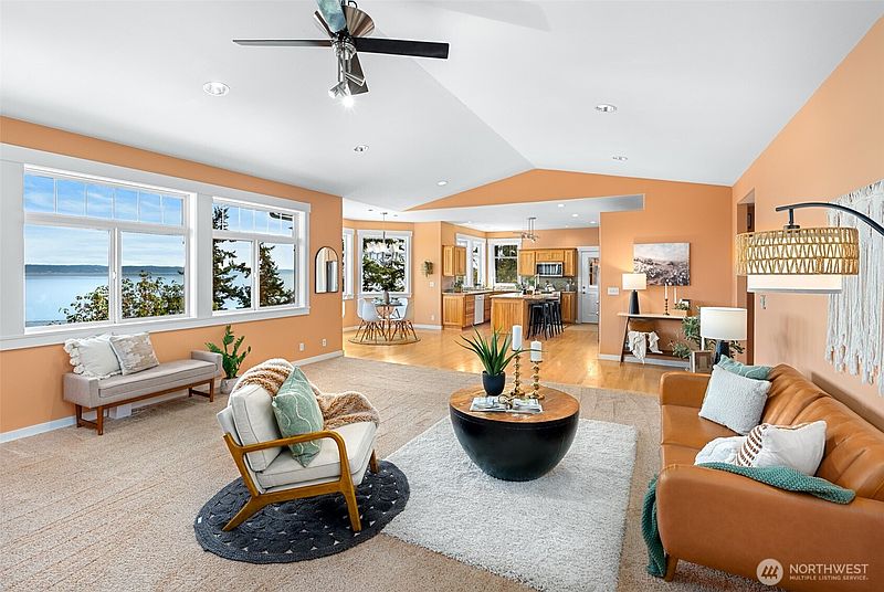4th image of 1320 Juniper Beach Road