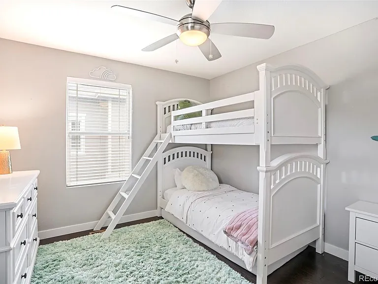 209 W Jamison Ct — Photo 11
