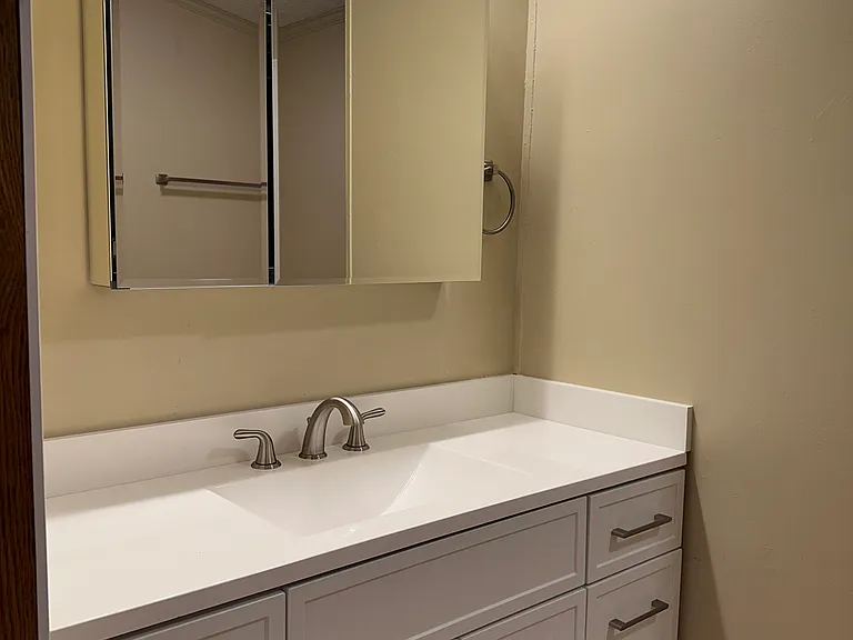 4525 E County Road 325 S — Photo 16