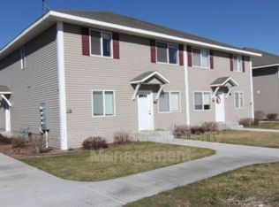 454 E Center St #A8, Shelley, ID 83274