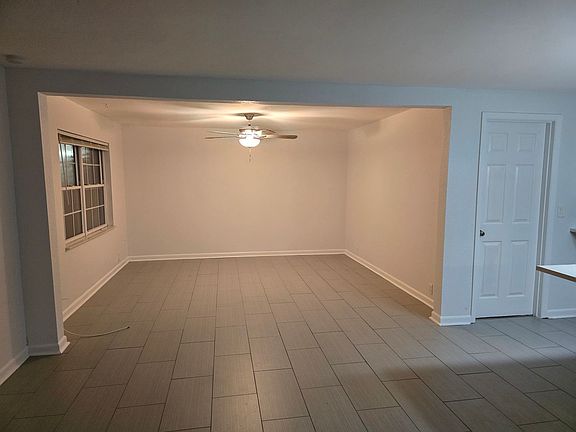 5th image of 111 White Pl