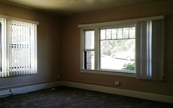 5th image of 2627 C St APT 3