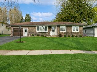 19 Le Manz Dr, Rochester, NY 14606