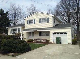 8 Ped Pl, Edison, NJ 08837