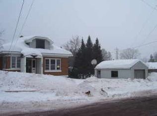 145 W Tamarack St, Ironwood, MI 49938