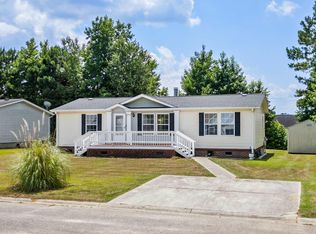 2972 Silverleaf Cir, Loris, SC 29569