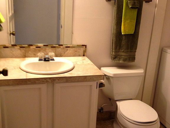 1/2 Bath and Laundry