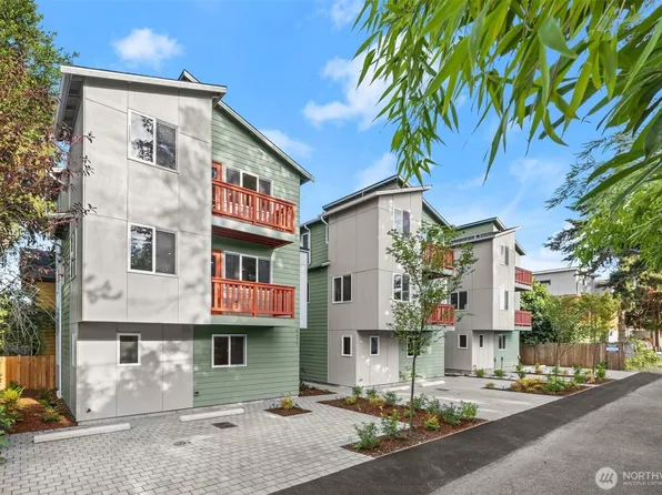 6419 Ellis Avenue S, Seattle, WA 98108