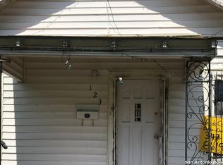 123 Henry St, San Antonio, TX 78207