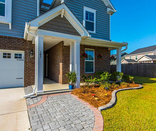 3rd image of 105 Yaupon Holly Cir