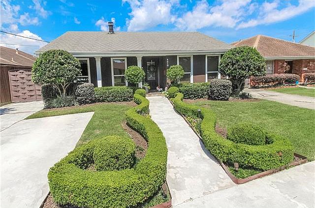 1st image of 4618 Lake Villa Dr
