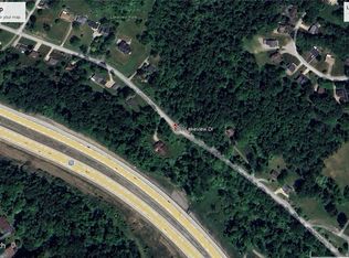 373 Lakeview Dr, Washington, PA 15301