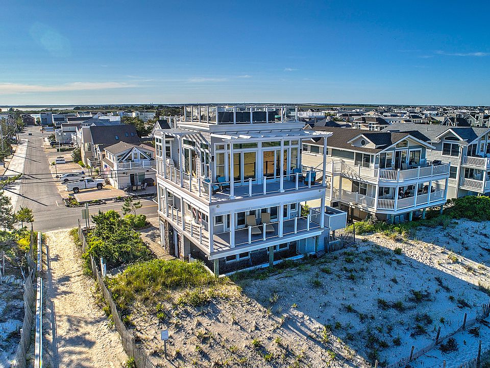 1st image of 3911 Ocean Blvd