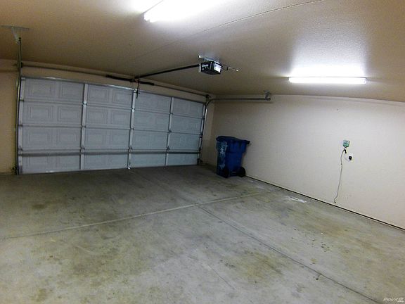 2 car garage