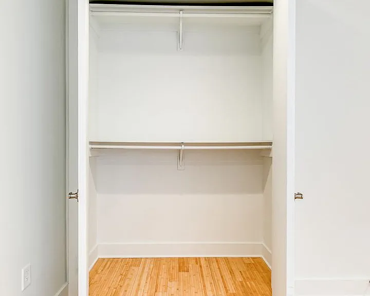 919 N 5th St #13 — Photo 24