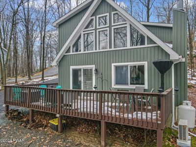 1048 Mustang Rd, Lake Ariel, PA, 18436