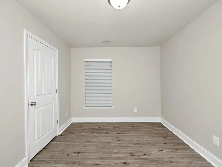 130 Tybee Dr — Photo 25