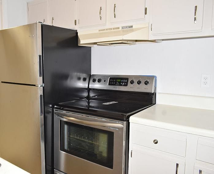 Stainless appliances