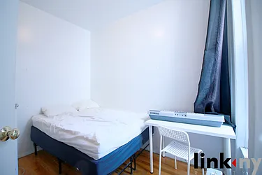 Rented by Link NY Realty