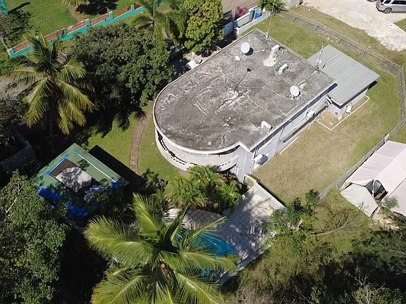 3rd image of Km 1.2 Int Carr #997