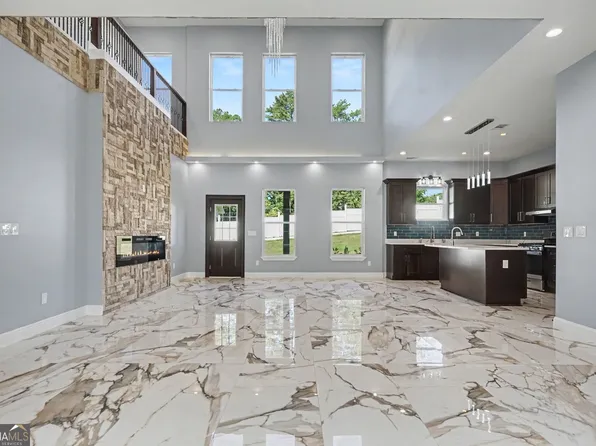 1515 Grayson Pkwy, Grayson, GA 30017