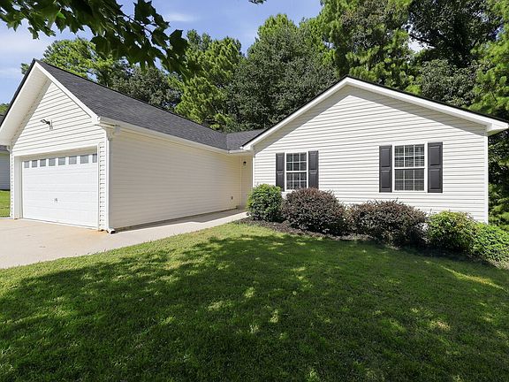2nd image of 108 W Bridge Dr