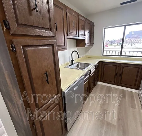201 E Arbor Ave #203E — Photo 4
