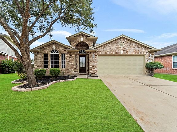2nd image of 14618 Thornbluff Ct